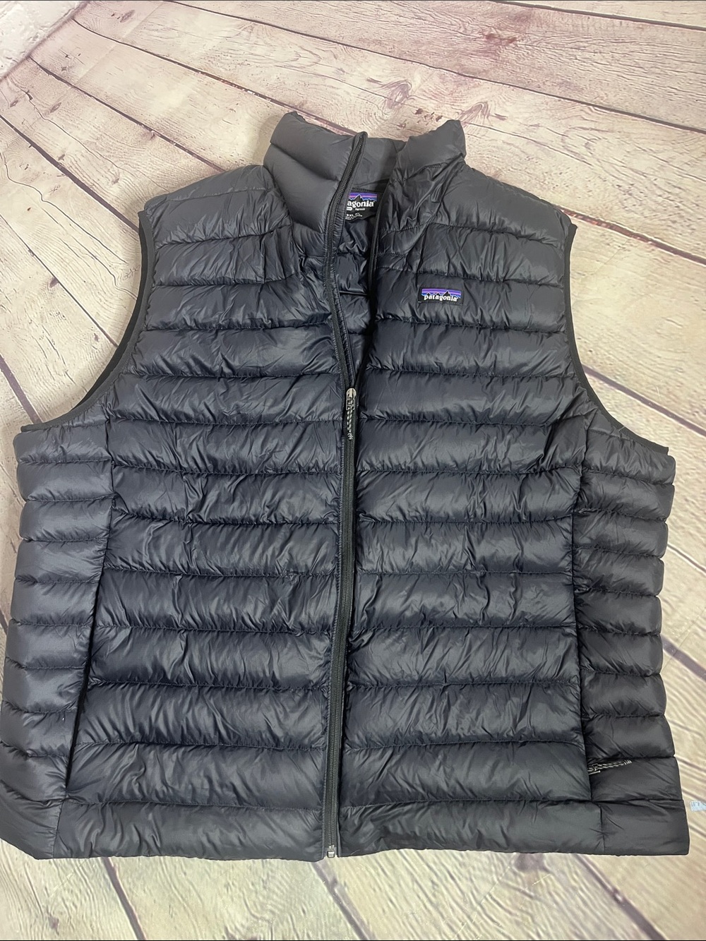Patagonia Men’s Black Quilted Down Puffer Vest